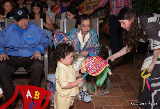 Copresidentes de Nicaragua, comandante Daniel Ortega y Compañera Rosario Murillo celebran la Purísima 