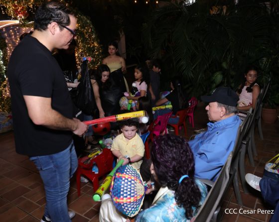 Copresidentes de Nicaragua, comandante Daniel Ortega y Compañera Rosario Murillo celebran la Purísima 
