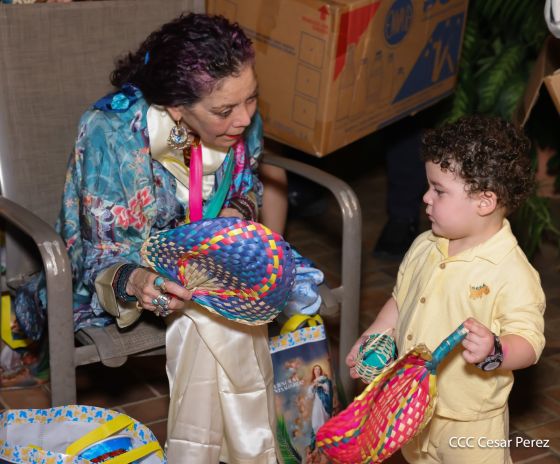 Copresidentes de Nicaragua, comandante Daniel Ortega y Compañera Rosario Murillo celebran la Purísima 