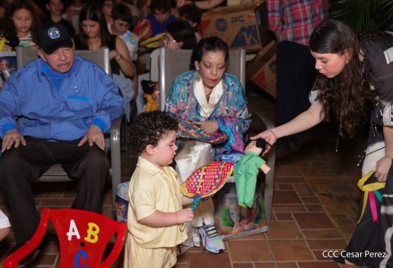 Copresidentes de Nicaragua, comandante Daniel Ortega y Compañera Rosario Murillo celebran la Purísima 