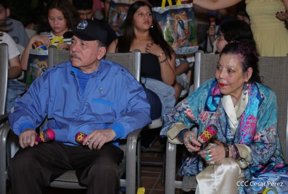 Copresidentes de Nicaragua, comandante Daniel Ortega y Compañera Rosario Murillo celebran la Purísima 