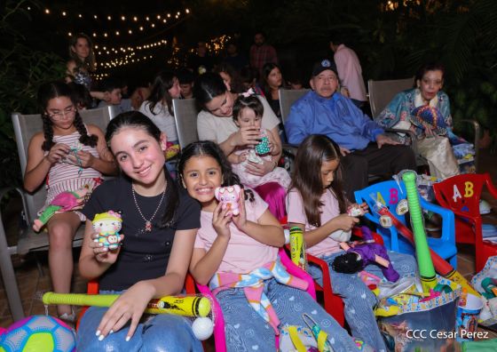 Copresidentes de Nicaragua, comandante Daniel Ortega y Compañera Rosario Murillo celebran la Purísima 