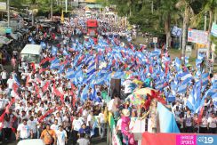 Juventud camina en Amor, Paz y Vida hacia Nuevos Tiempos