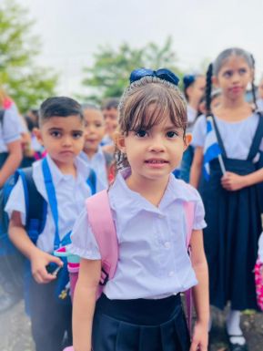 ¡Más y Más Victorias! Estudiantes de Nicaragua inician ciclo escolar 2026