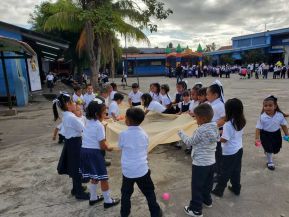 ¡Más y Más Victorias! Estudiantes de Nicaragua inician ciclo escolar 2026