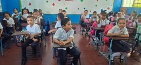 ¡Más y Más Victorias! Estudiantes de Nicaragua inician ciclo escolar 2026