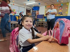 ¡Más y Más Victorias! Estudiantes de Nicaragua inician ciclo escolar 2026