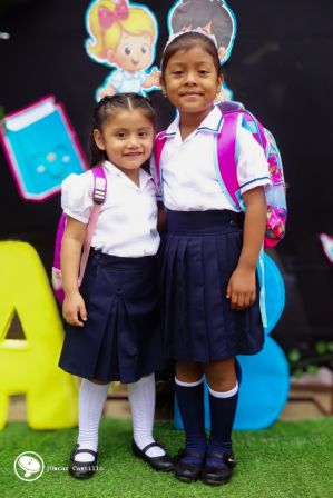 ¡Más y Más Victorias! Estudiantes de Nicaragua inician ciclo escolar 2026
