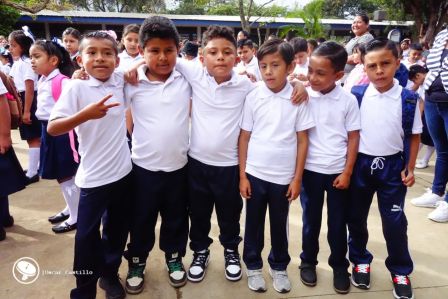 ¡Más y Más Victorias! Estudiantes de Nicaragua inician ciclo escolar 2026