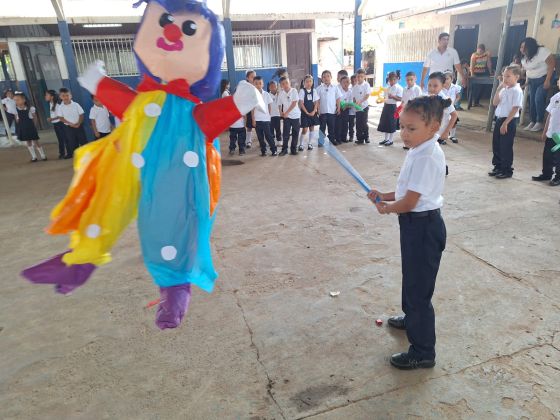 ¡Más y Más Victorias! Estudiantes de Nicaragua inician ciclo escolar 2026