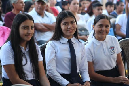 ¡Más y Más Victorias! Estudiantes de Nicaragua inician ciclo escolar 2026