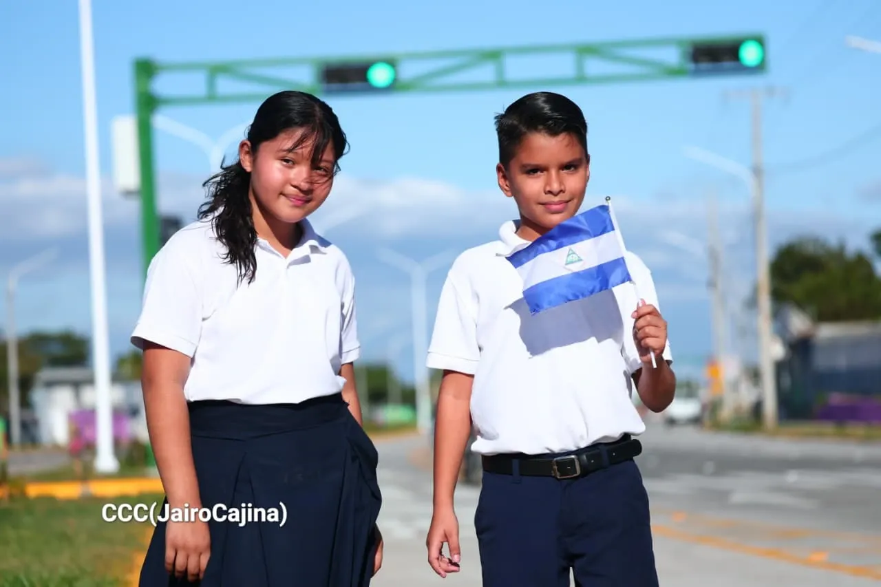 Entrega del Tramo Cuatro de la Pista Héroes de la Insurrección