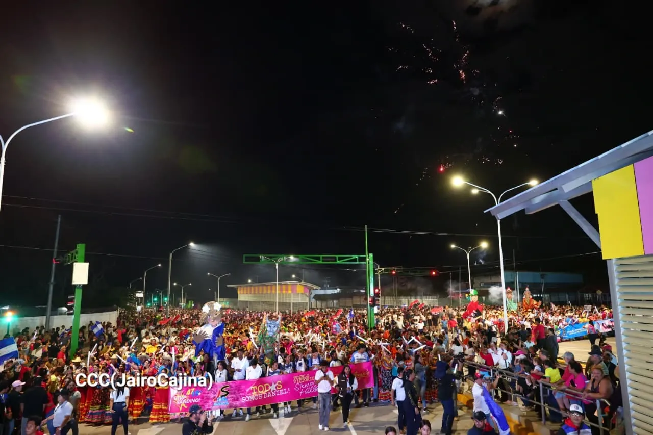 Entrega del Tramo Cuatro de la Pista Héroes de la Insurrección