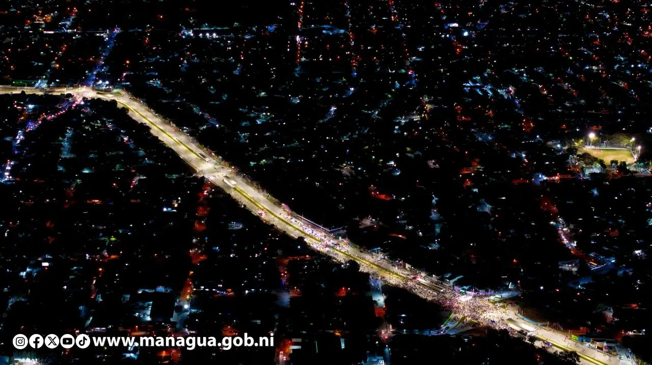 Entrega del Tramo Cuatro de la Pista Héroes de la Insurrección