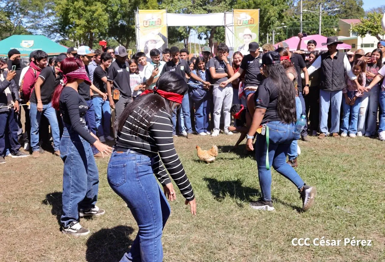 Universidades reciben a estudiantes de nuevo ingreso