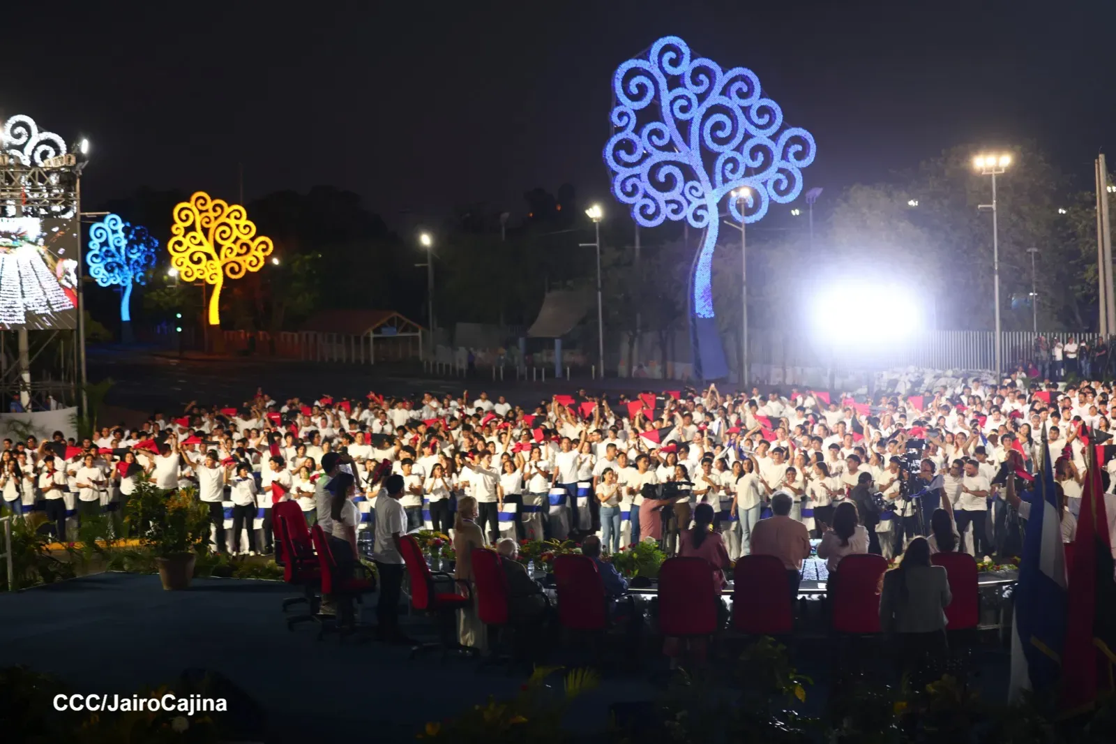 Entrega de primera Medalla de Reconciliación y Paz Cardenal Miguel Obando