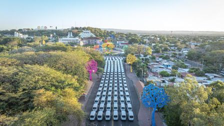 Cooperativas de Nicaragua reciben nuevas unidades de autobuses y microbuses de China