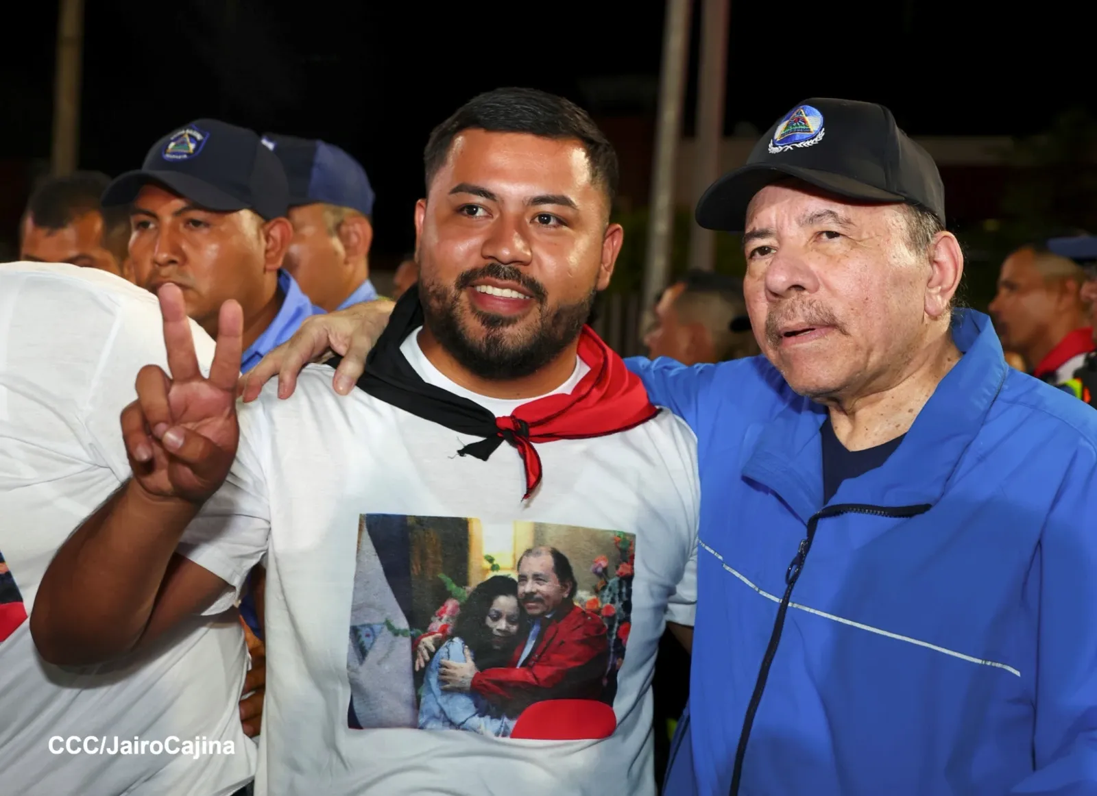 Cooperativas de Nicaragua reciben nuevas unidades de autobuses y microbuses de China