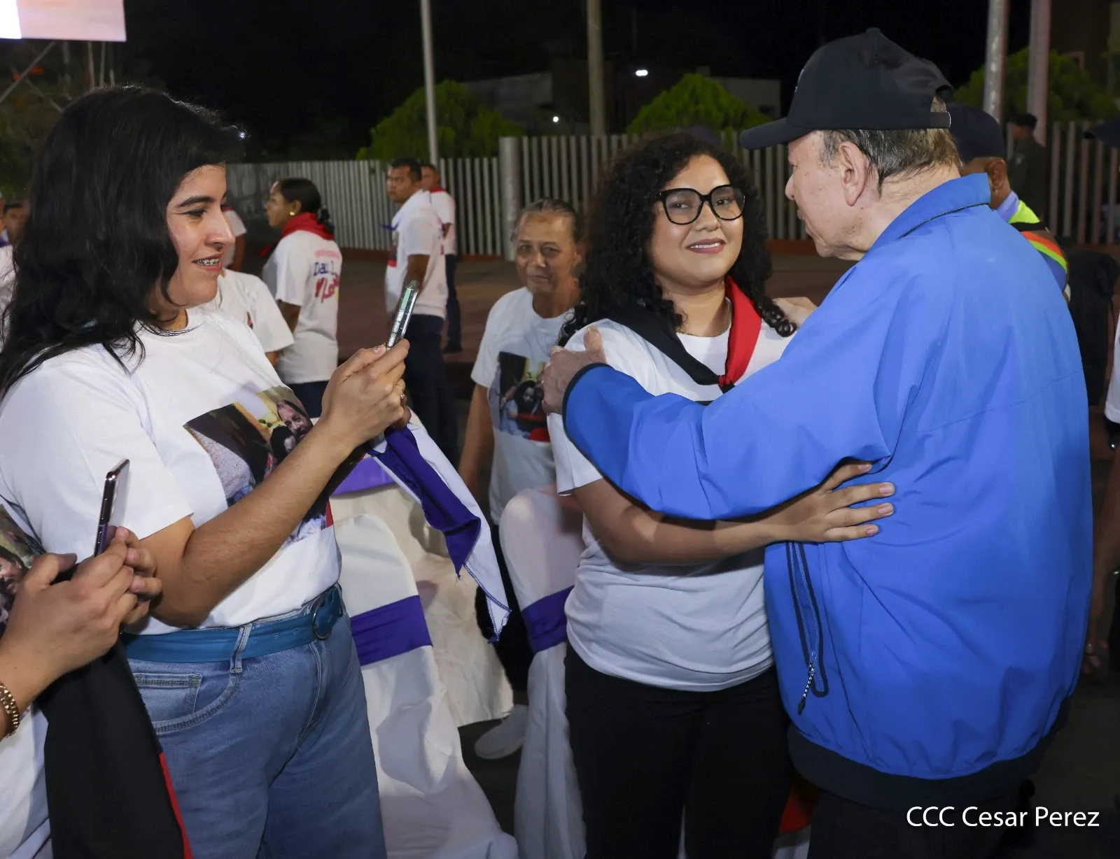 Cooperativas de Nicaragua reciben nuevas unidades de autobuses y microbuses de China