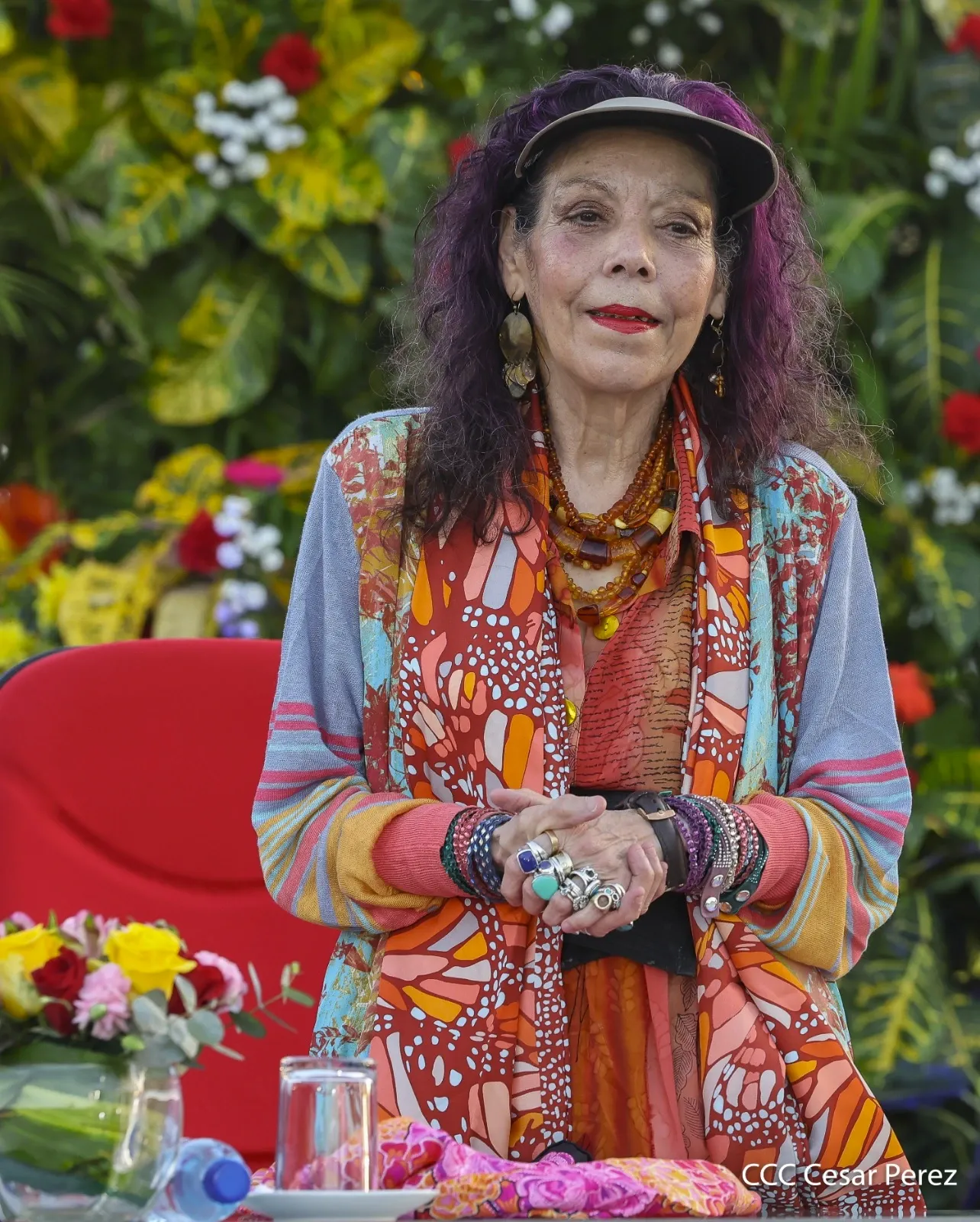 Cooperativas de Nicaragua reciben nuevas unidades de autobuses y microbuses de China