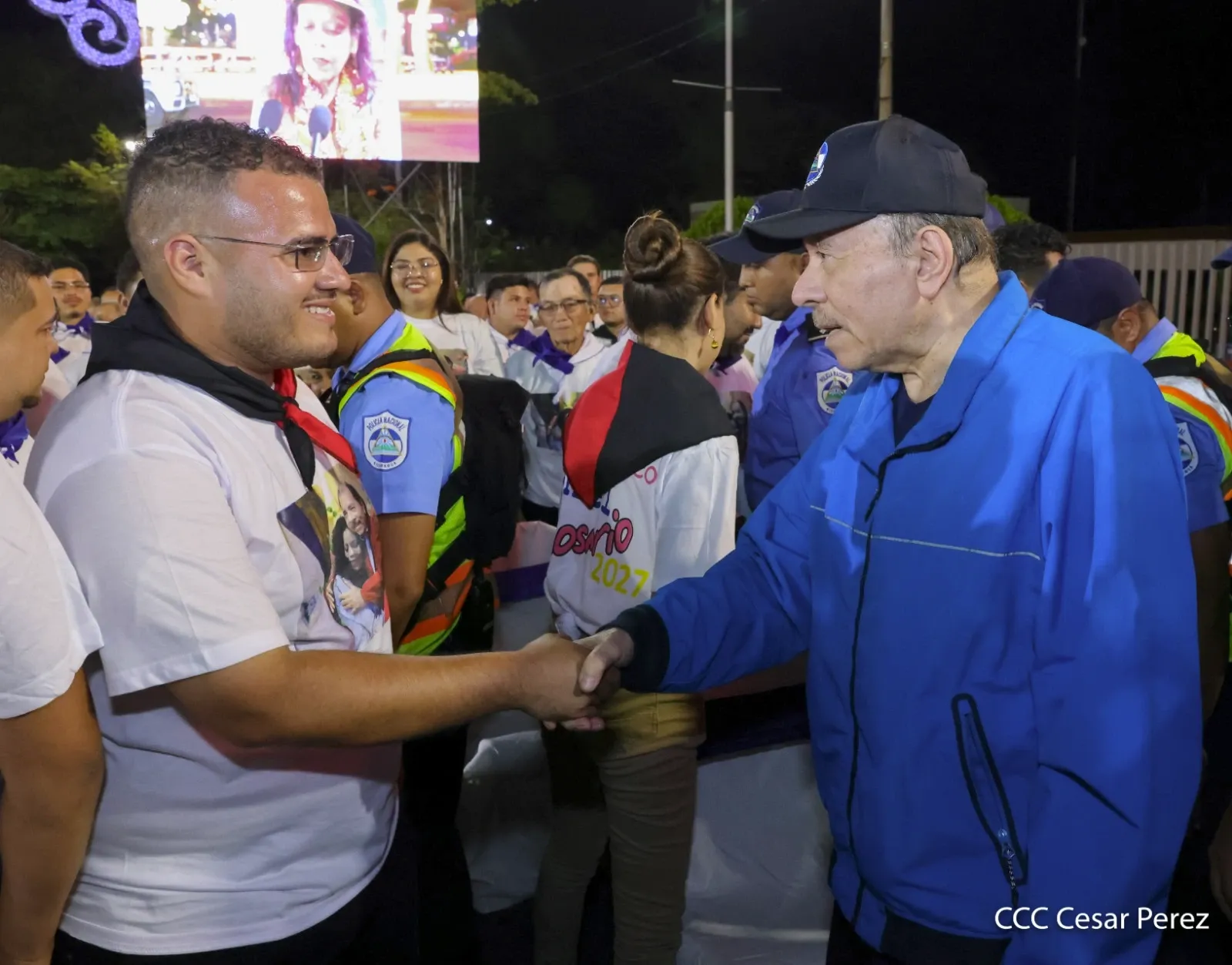 Cooperativas de Nicaragua reciben nuevas unidades de autobuses y microbuses de China