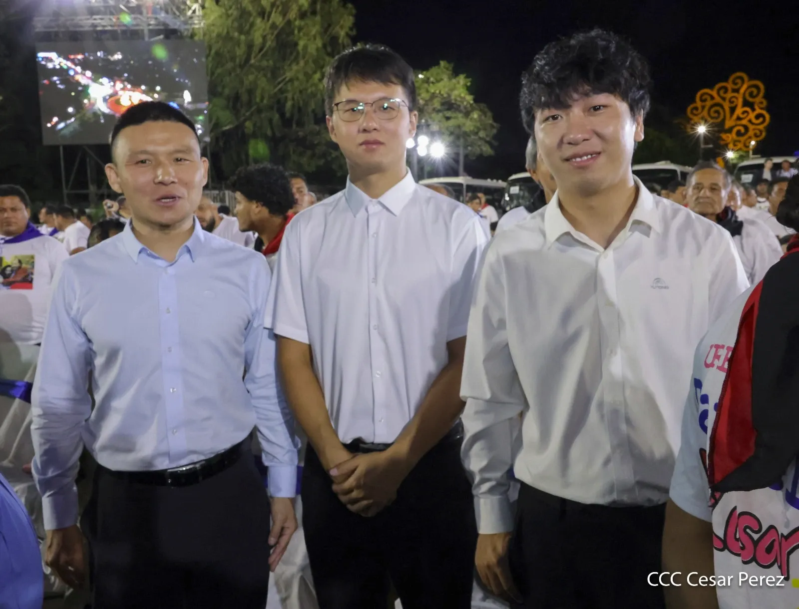 Cooperativas de Nicaragua reciben nuevas unidades de autobuses y microbuses de China