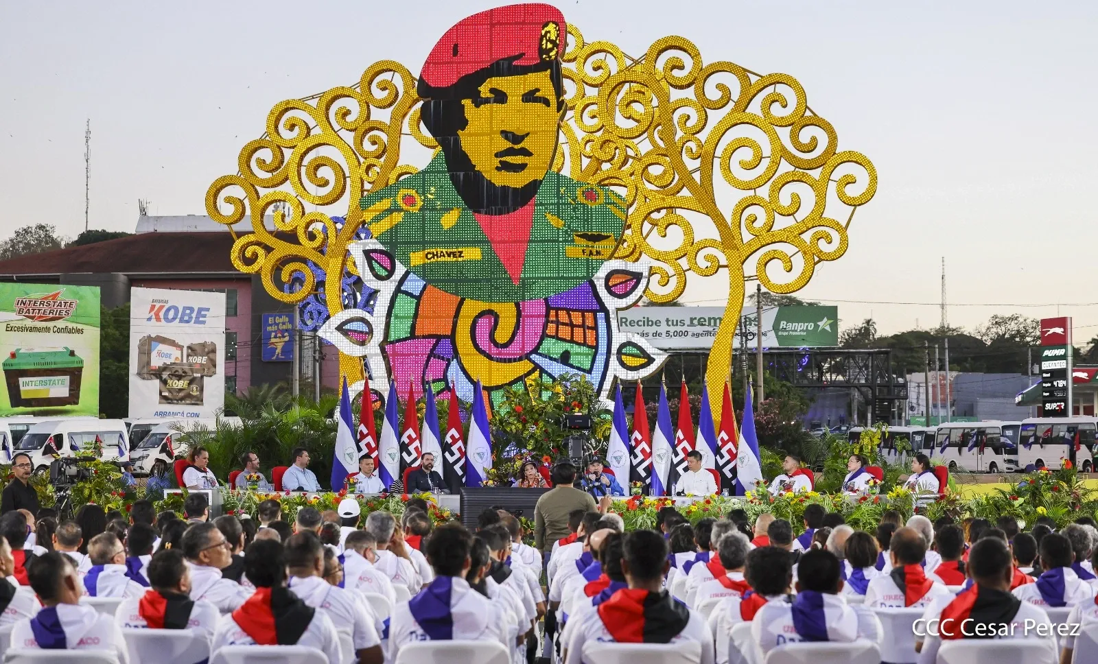 Cooperativas de Nicaragua reciben nuevas unidades de autobuses y microbuses de China