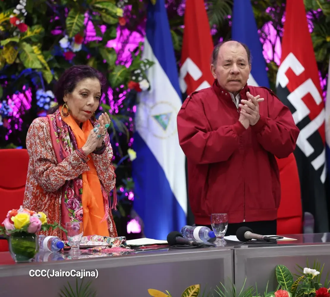 Entrega del Hospital Sandino Nuevo Amanecer en saludo al General de Hombres y Mujeres Libres