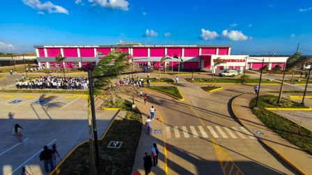 Entrega del Hospital Sandino Nuevo Amanecer en saludo al General de Hombres y Mujeres Libres