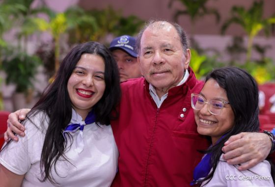 Entrega del Hospital Sandino Nuevo Amanecer en saludo al General de Hombres y Mujeres Libres