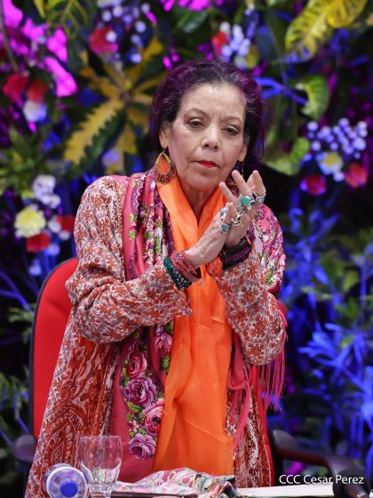 Entrega del Hospital Sandino Nuevo Amanecer en saludo al General de Hombres y Mujeres Libres