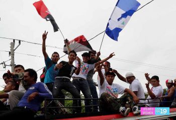 Caravanas de todo el país llegan a Managua para celebración del 35/19