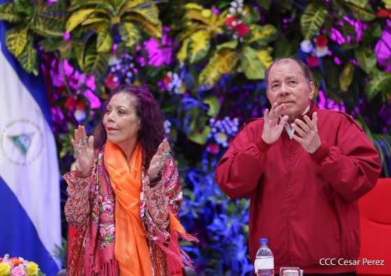 Entrega del Hospital Sandino Nuevo Amanecer en saludo al General de Hombres y Mujeres Libres