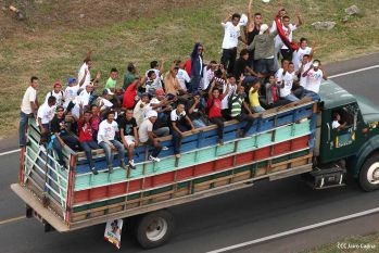 Caravanas de todo el país llegan a Managua para celebración del 35/19