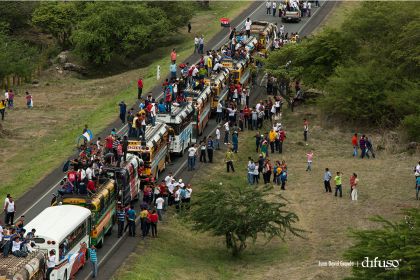 Imágenes aéreas de caravanas entrando a Managua para celebrar el 35/19