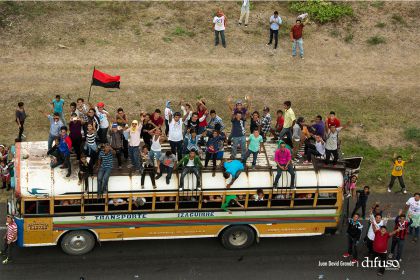 Imágenes aéreas de caravanas entrando a Managua para celebrar el 35/19