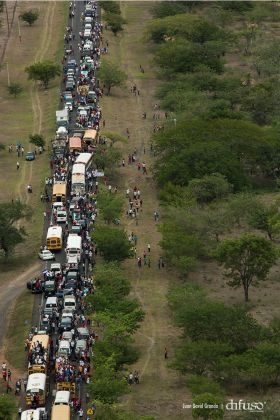 Imágenes aéreas de caravanas entrando a Managua para celebrar el 35/19