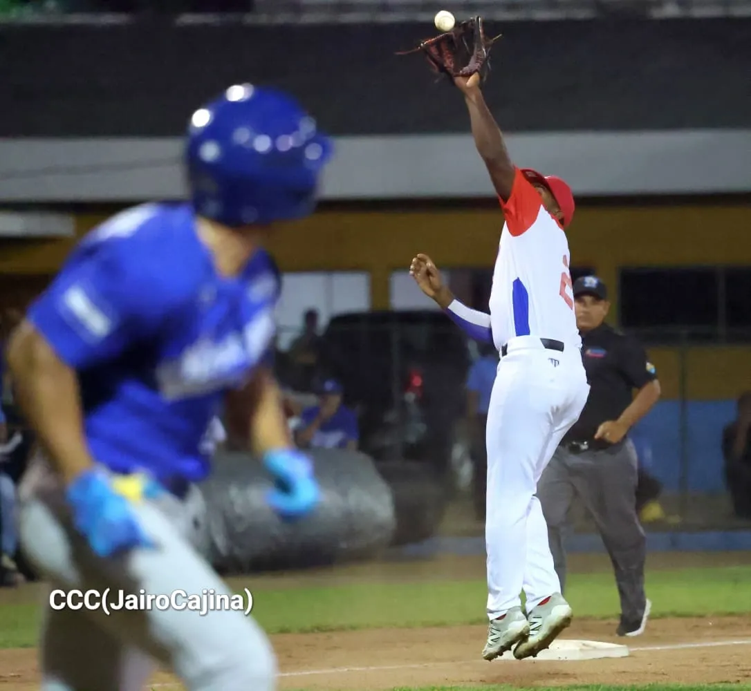 Estadio Yamil Ríos Ugarte recibe la intensidad del béisbol entre Nicaragua y Cuba