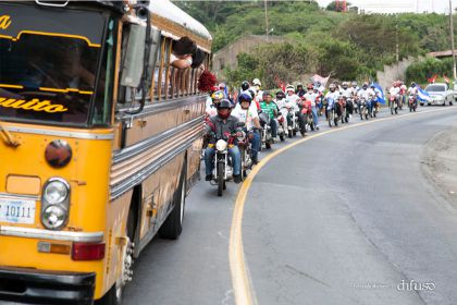 Caravanas de todo el país llegan a Managua para celebración del 35/19
