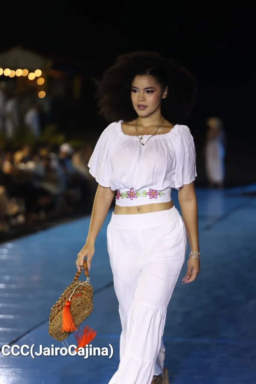 Pasarela de Nicaragua Diseña en Las Peñitas, León