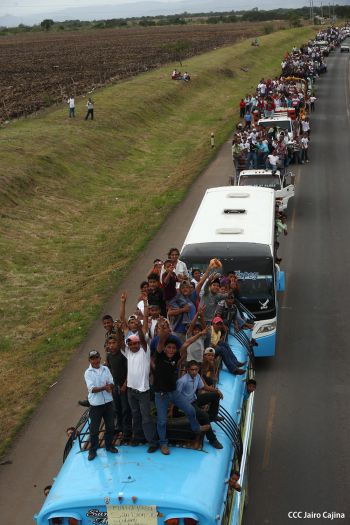 Caravanas de todo el país llegan a Managua para celebración del 35/19