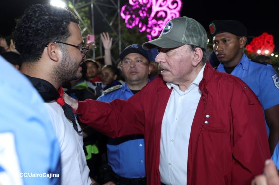 Daniel y Rosario presiden Acto Central por el Día de la Dignidad Nacional