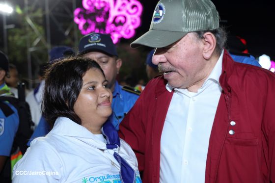 Daniel y Rosario presiden Acto Central por el Día de la Dignidad Nacional