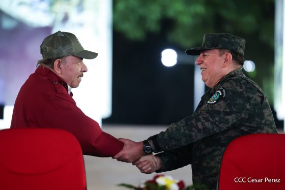 Daniel y Rosario presiden Acto Central por el Día de la Dignidad Nacional