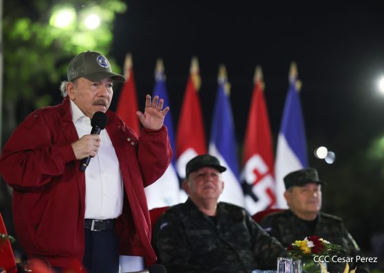 Daniel y Rosario presiden Acto Central por el Día de la Dignidad Nacional