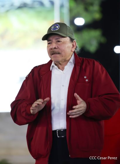 Daniel y Rosario presiden Acto Central por el Día de la Dignidad Nacional