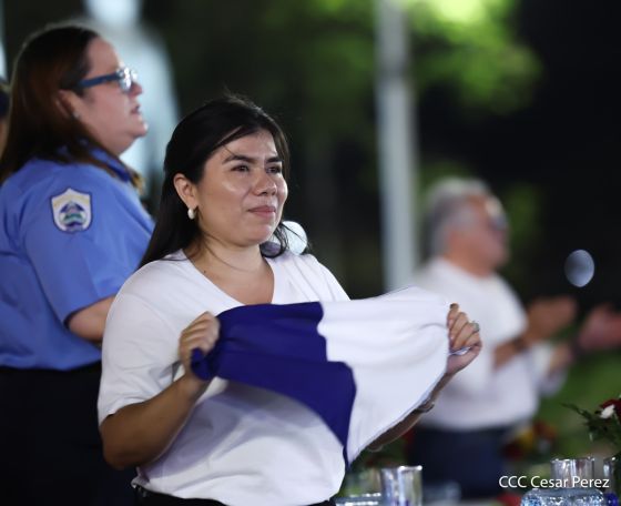 Daniel y Rosario presiden Acto Central por el Día de la Dignidad Nacional