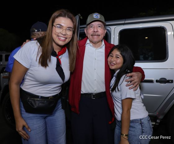 Daniel y Rosario presiden Acto Central por el Día de la Dignidad Nacional