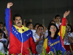 Daniel y Rosario celebran el 35/19 en Plaza La Fé