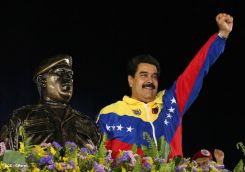 Daniel y Rosario celebran el 35/19 en Plaza La Fé